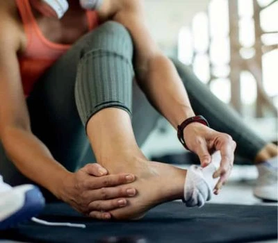 Chỉnh sửa sự mất ổn định của mắt cá chân và quét đường viền cuối cùng của giày: Dữ liệu bàn chân ...